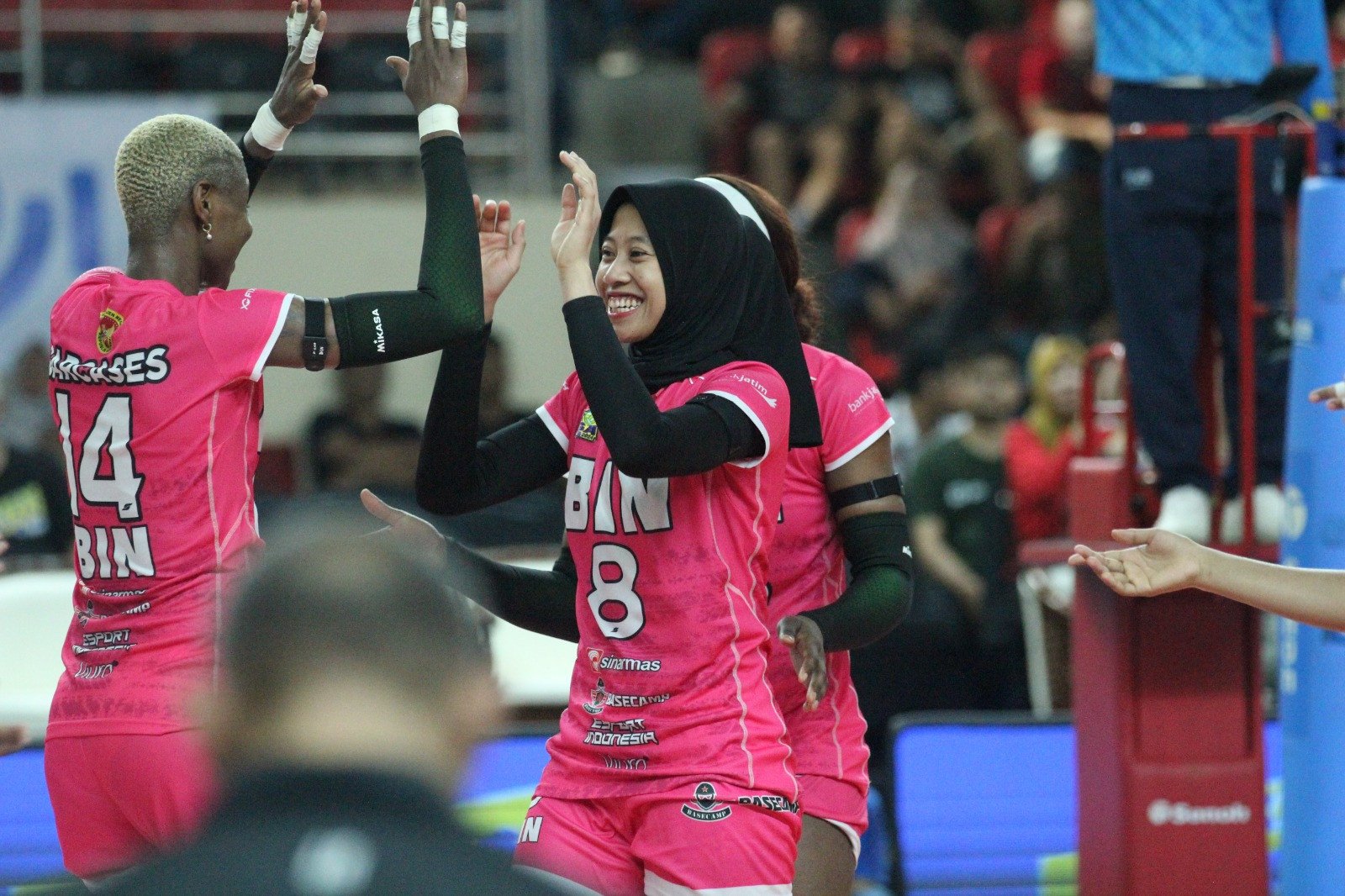 
Megawati Hangestri Sapu Bersih Seri Palembang Proliga