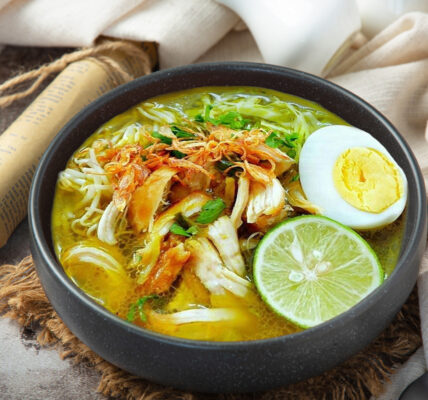 Resep Soto Ayam Bening Spesial Dijamin Enak