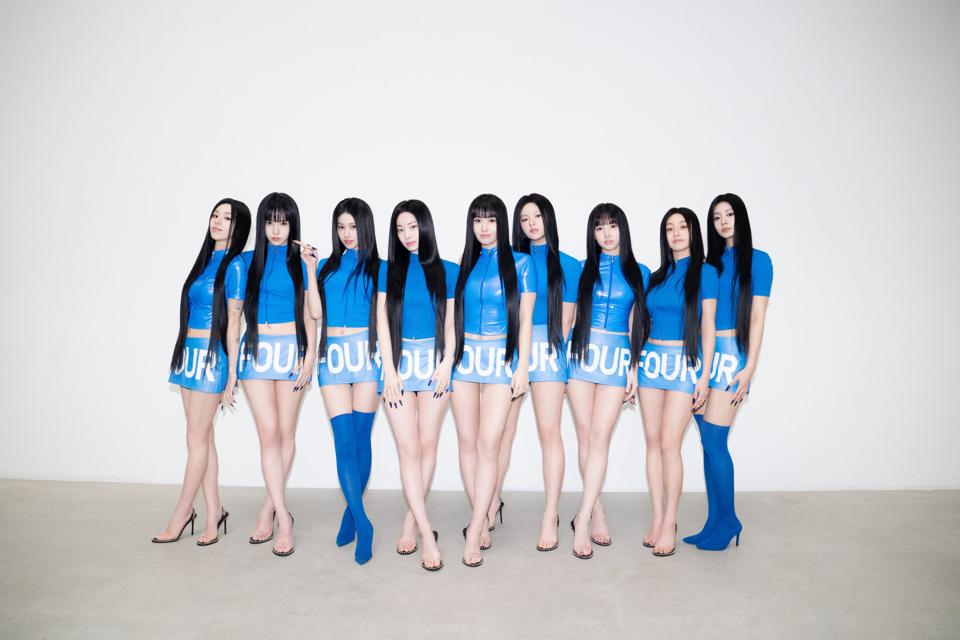 TWICE rayakan 10 tahun debut