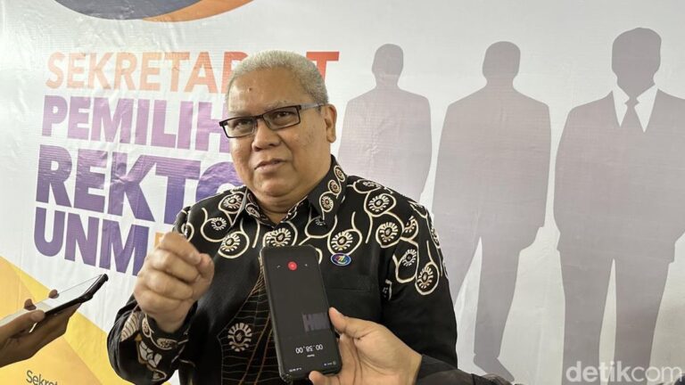 Rektor UNM Dituduh Lecehkan Dosen Wanita