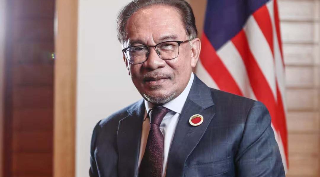 Malaysia Menurunkan Harga BBM RON 95 Jadi Rp 7800
