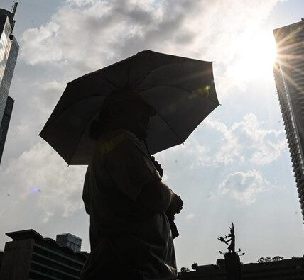 Cuaca Panas Ekstrem Indonesia