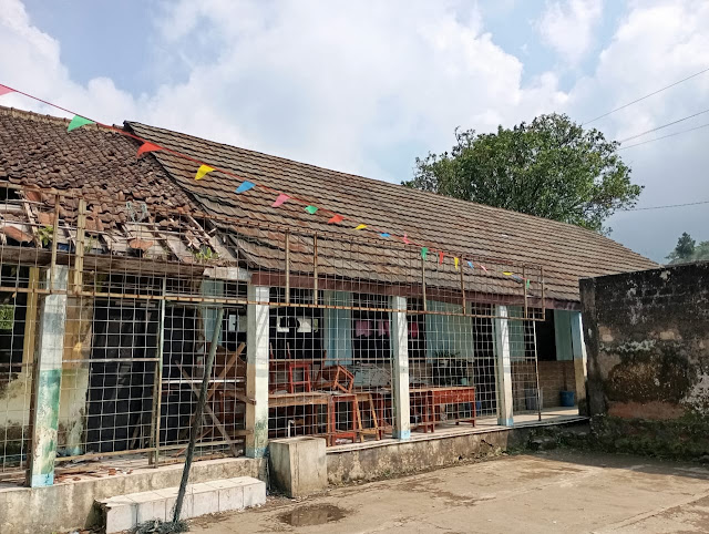 Kemana Uang Bangun Gedung SD Sukabumi yang Usang?