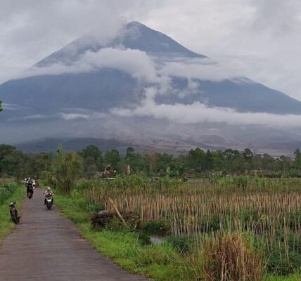 Getaran Awan Panas Semeru