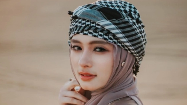 Inara Rusli Dilaporkan Selingkuh