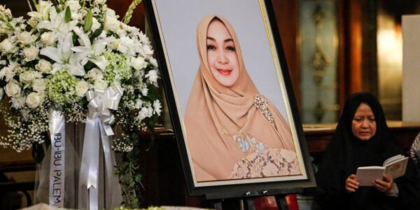 Istri Wiranto Meninggal Dunia
