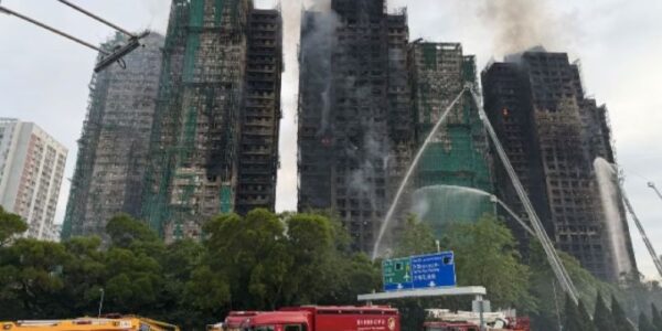 Kebakaran Hong Kong Tewaskan 44