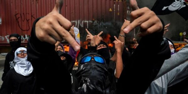 Ratusan Warga Filipina Demo Anti Korupsi Proyek Anti Banjir