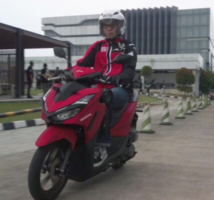 Vario 125 Tidak Pakai eSAF